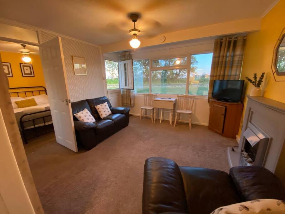 East Coast Chalets, Bee'S Knees @ California Sands Scratby Εξωτερικό φωτογραφία
